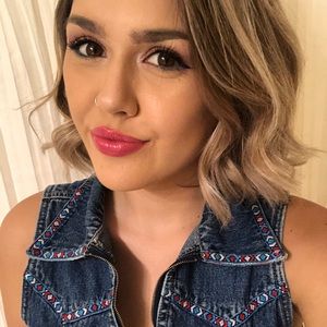 Meet your Posher, Samantha